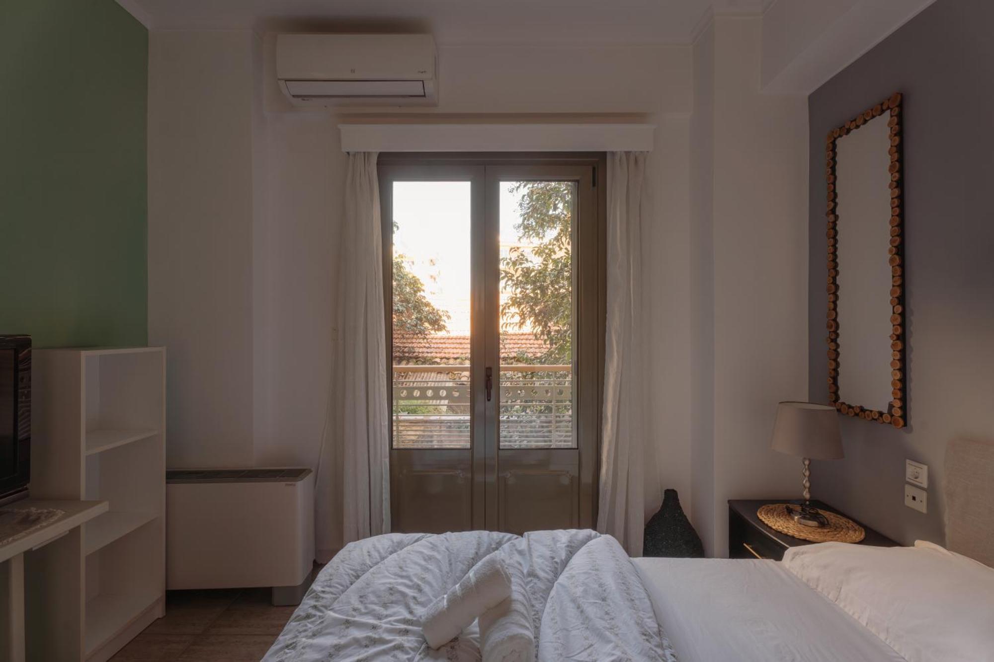 Lazarus 2Bd Apartment In The Center Patras Eksteriør billede